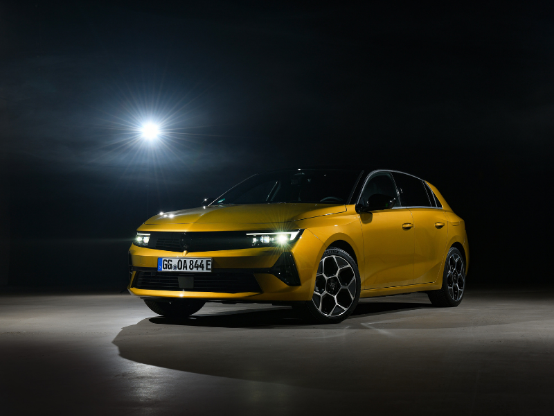 Novo Opel Astra com sistema topo de gama de iluminação Intelli-Lux LED®Pixel Light