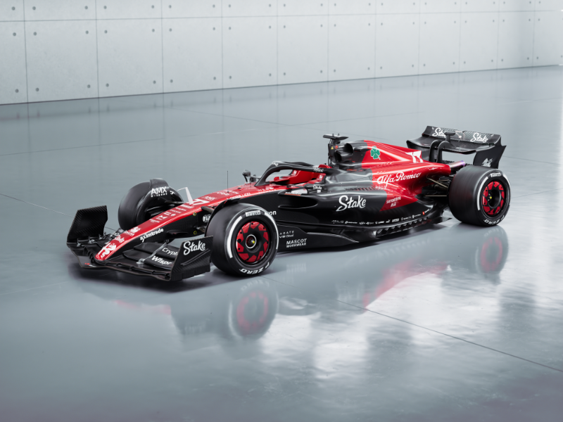 Alfa Romeo F1 Team Stake desvenda o C43: Uma nova decoração concebida pelo Centro Stile da Alfa Romeo