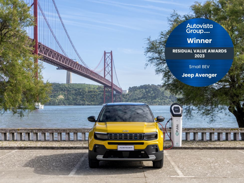 Jeep® Avenger conquista troféu “Autovista Group Residual Value Award 2023” na categoria “Small BEV”