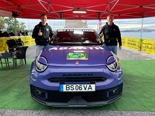 Abarth 600e Scorpionissima brilhou no Eco Rally de Lisboa 2025