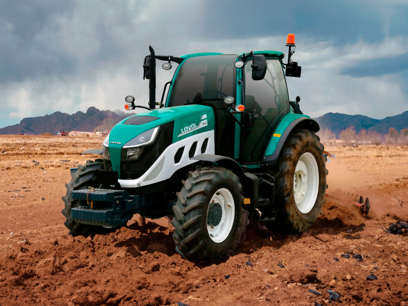 Novo Trator LOVOL P4110. Potência, Conforto e Eficiência. Disponível para encomenda.