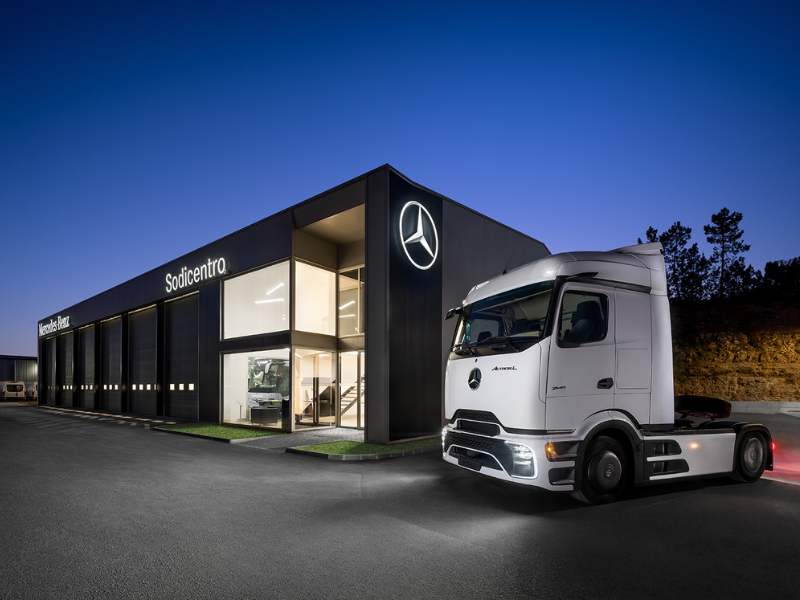 Oficina Mercedes-Benz Trucks em Souselas celebra um ano de crescimento e excelência